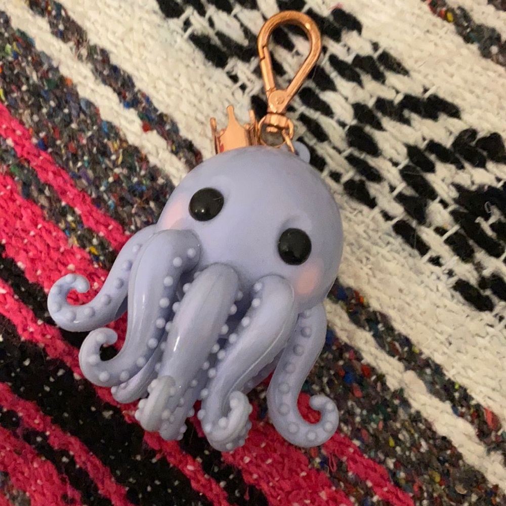 BBW sanitizer holder